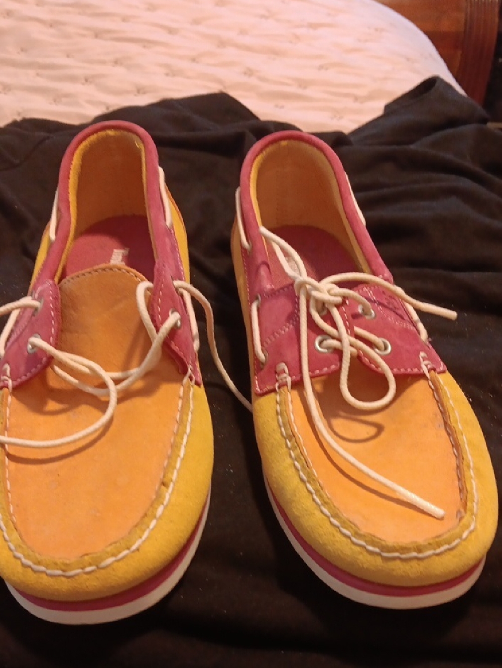 TIMBERLAND 10M Colorblock Boat Shoes in Yellow and Pink